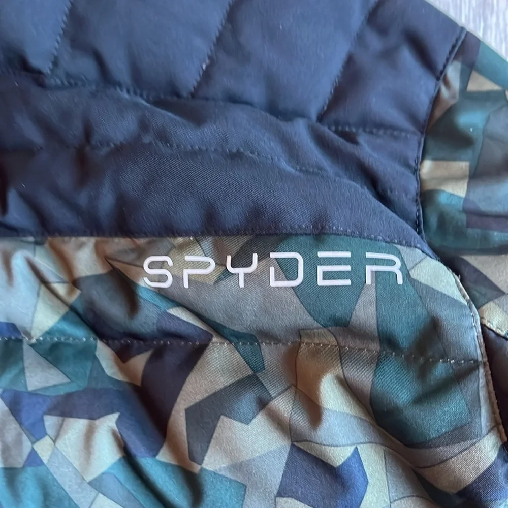 Spyder Clutch Ski‎ Jacket Camo Size 20